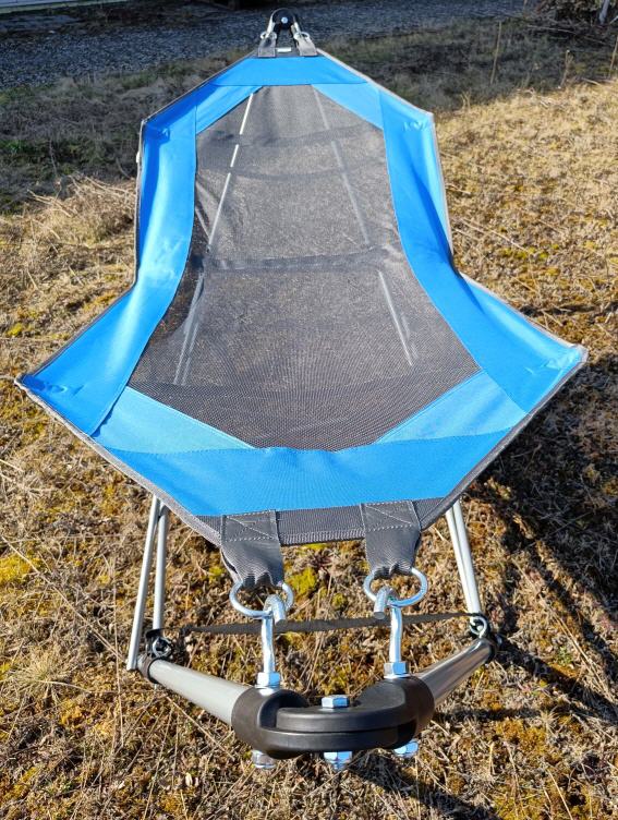 Flach und nieder, dennoch bequem und handlich