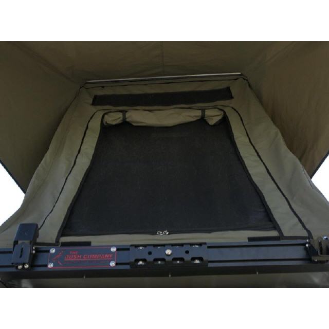 Gro&szlig;z&uuml;ger Eingangsbereich.