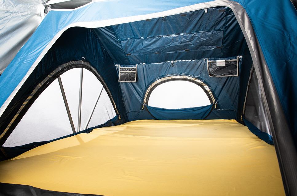 Gro&szlig;z&uuml;ge Fenster&ouml;ffnung.