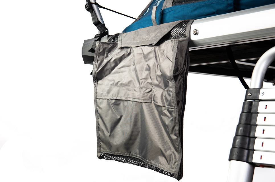 Die Schuhe bleiben drau&szlig;en!