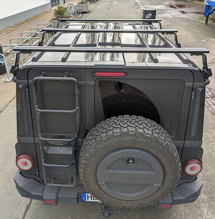 Ideale Aufteilung z.B. f&uuml;r Dachzeltmontage.