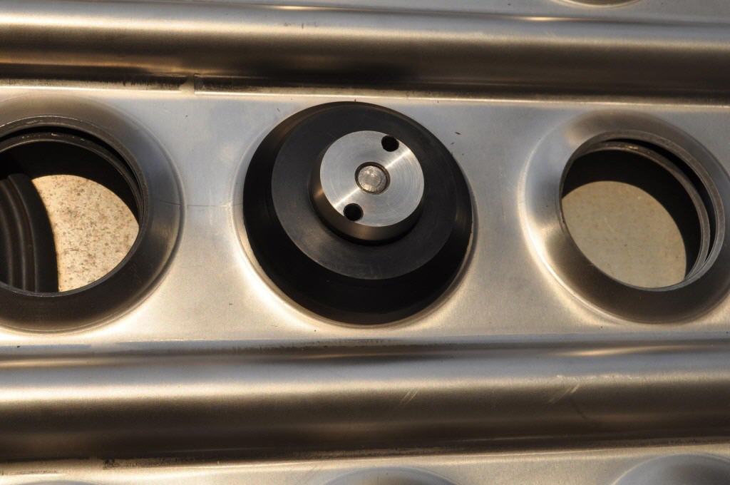 Nur mit mitgeliefertem Spezialschl&uuml;ssel zu &ouml;ffnen.